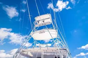 2003 Tiara Yachts 4200 Open  Kingfisher Tower