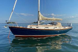 Hazel 34ft Morris Yacht For Sale