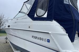 INVICTUS II 25ft Four Winns Yacht For Sale