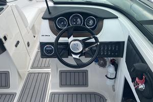 Photo 3682202 for 2016 Sea Ray 230 SLX  