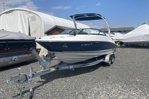Photo 3682153 for 2016 Sea Ray 230 SLX  