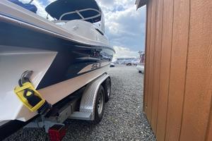 Photo 3682223 for 2016 Sea Ray 230 SLX  