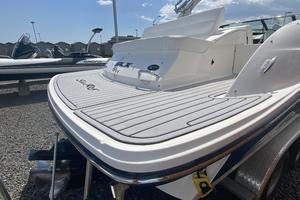 Photo 3682171 for 2016 Sea Ray 230 SLX  