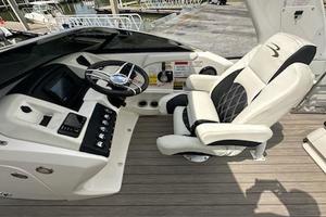 Photo 3682535 for 2019 Bennington 25 QX  