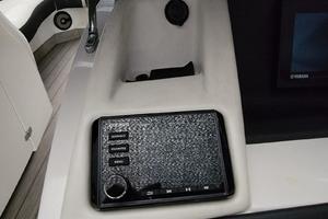 Photo 3682541 for 2019 Bennington 25 QX  