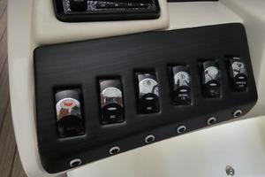 Photo 3682540 for 2019 Bennington 25 QX  