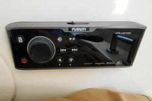 Photo 3683725 for 2017 Glacier Bay 2740 Dual Console Roads End 