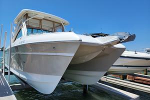 Photo 3683746 for 2017 Glacier Bay 2740 Dual Console Roads End 