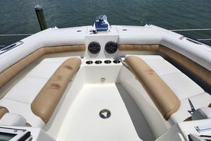 Photo 3683743 for 2017 Glacier Bay 2740 Dual Console Roads End 