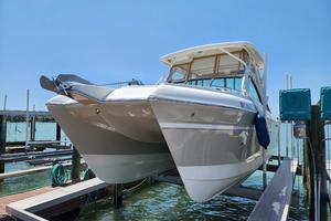 Photo 3683748 for 2017 Glacier Bay 2740 Dual Console Roads End 