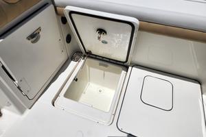 Photo 3683710 for 2017 Glacier Bay 2740 Dual Console Roads End 