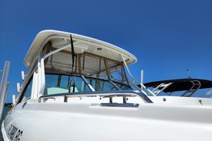 Photo 3683700 for 2017 Glacier Bay 2740 Dual Console Roads End 