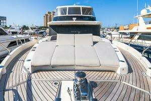 2024 Absolute Navetta 68 thumbnail 12