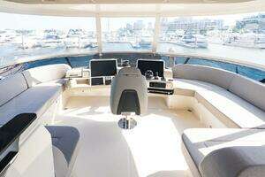 2024 Absolute Navetta 68 thumbnail 26