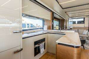 2024 Absolute Navetta 68 thumbnail 40