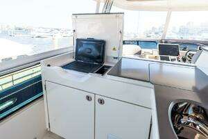 2024 Absolute Navetta 68 thumbnail 27