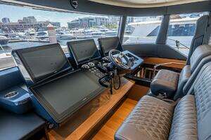 2024 Absolute Navetta 68 thumbnail 52