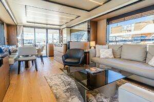 2024 Absolute Navetta 68 thumbnail 44