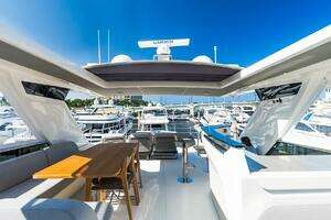 2024 Absolute Navetta 68 thumbnail 33