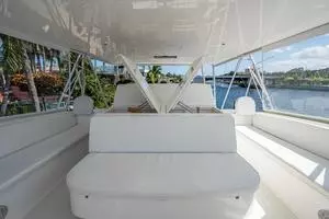 2005 Viking 74 Convertible thumbnail 44