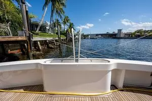 2005 Viking 74 Convertible thumbnail 53