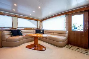 2005 Viking 74 Convertible thumbnail 3