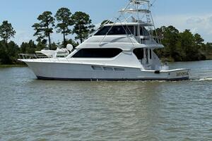 MoonTan 65ft Hatteras Yacht For Sale