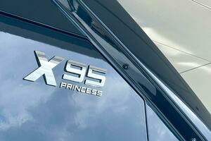 2021 Princess X95 thumbnail 73