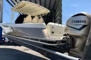  2017 Chris-Craft 34 Catalina Yacht For Sale in Fort Lauderdale FL