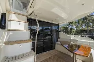 2018 Sea Ray L590 Fly thumbnail 24