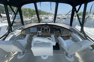 36ft Carver Yacht For Sale