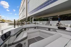 2023 Formula 430 Super Sport Crossover thumbnail 23