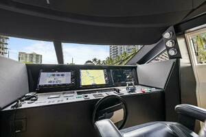 2021 Ferretti Yachts 850 thumbnail 47
