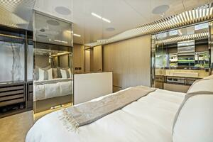 2021 Ferretti Yachts 850 thumbnail 65