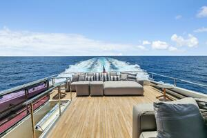 2021 Ferretti Yachts 850 thumbnail 27