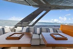 2021 Ferretti Yachts 850 thumbnail 23