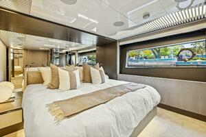 2021 Ferretti Yachts 850 thumbnail 63