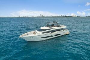 2021 Ferretti Yachts 850 thumbnail 1