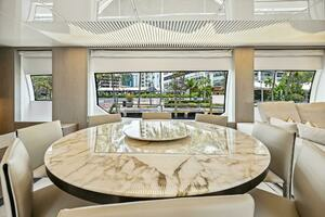 2021 Ferretti Yachts 850 thumbnail 42