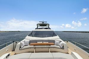 2021 Ferretti Yachts 850 thumbnail 11