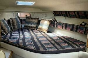 1997 Sea Ray 330 Sundancer thumbnail 20