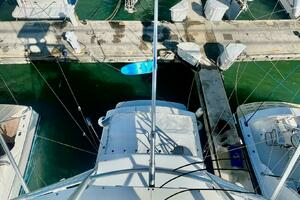 1997 Viking 43 Convertible thumbnail 12