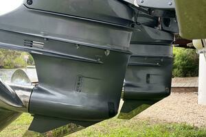 2015 Robalo R305 Walkaround thumbnail 18