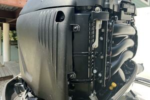 2015 Robalo R305 Walkaround thumbnail 14