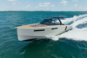  2023 Evo R4 WA Yacht For Sale in Fort Lauderdail FL