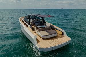  2023 Evo R4 WA Yacht For Sale in Fort Lauderdail FL