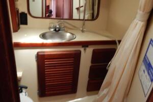 36ft Islander Yacht For Sale