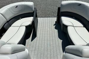 Photo 3726416 for 2023 Starcraft SLS 3 DC  