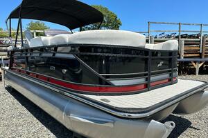 Photo 3726401 for 2023 Starcraft SLS 3 DC  