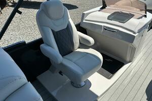 Photo 3726410 for 2023 Starcraft SLS 3 DC  